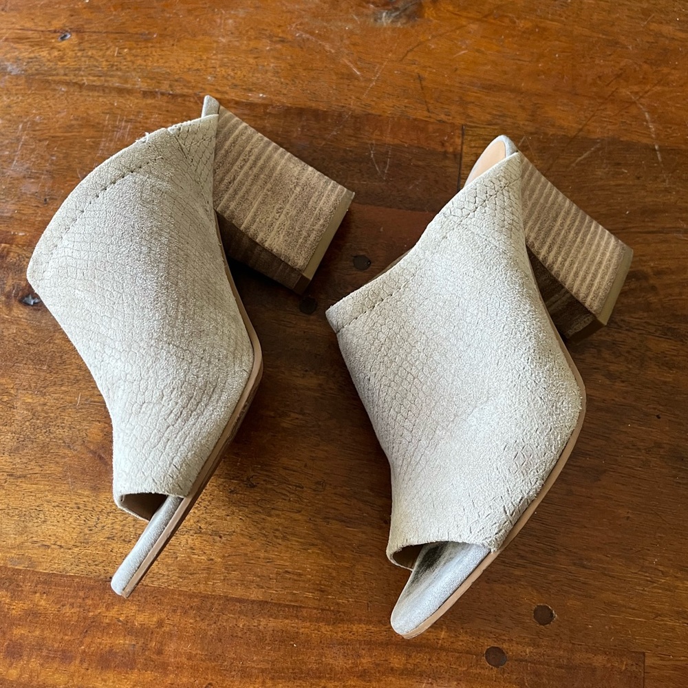 Franco Sarto Gray Mules - Picture 3 of 8